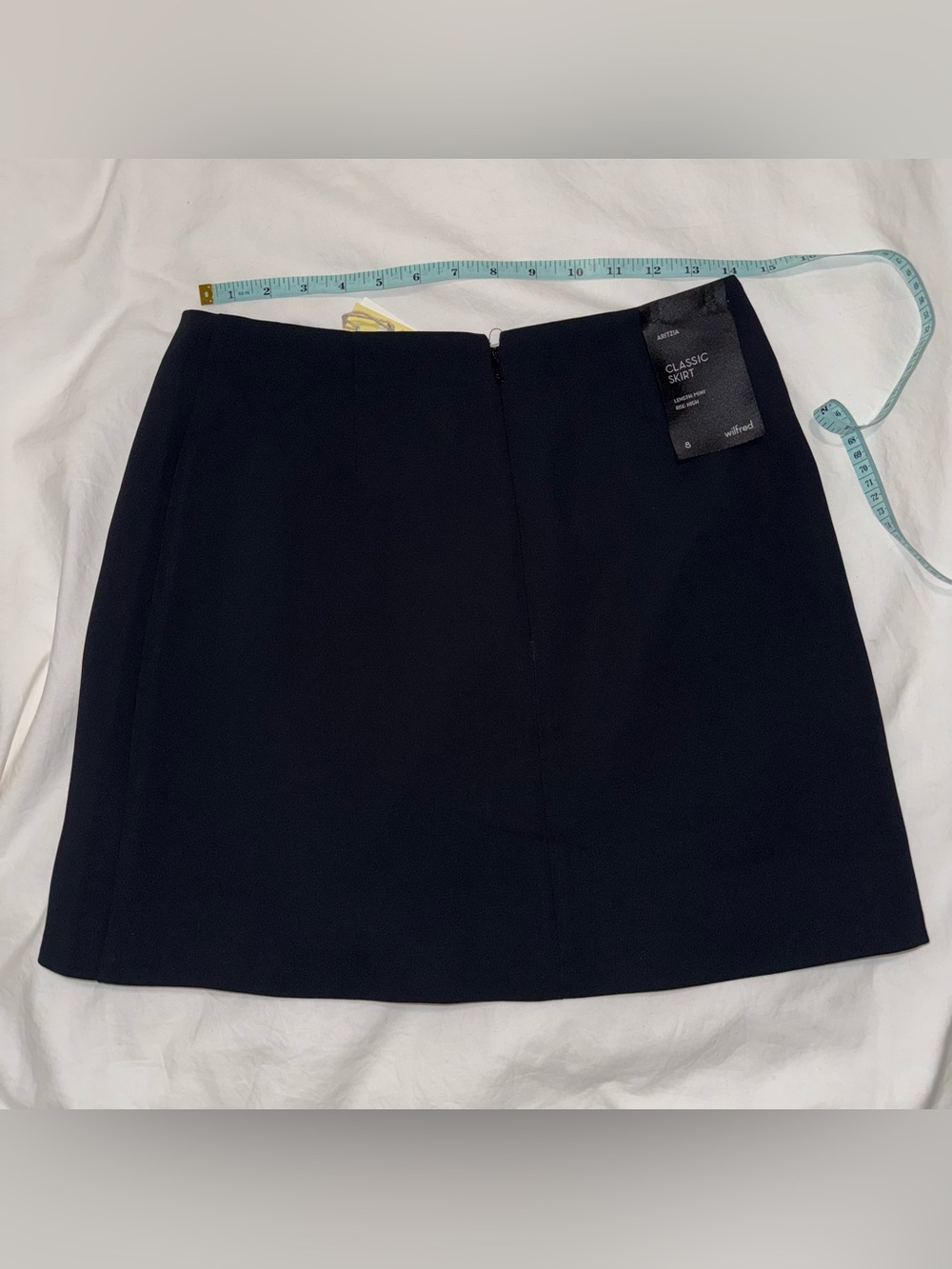 NWT Aritzia Wilfred Black Mini Skirt size 8 - Picture 2 of 6